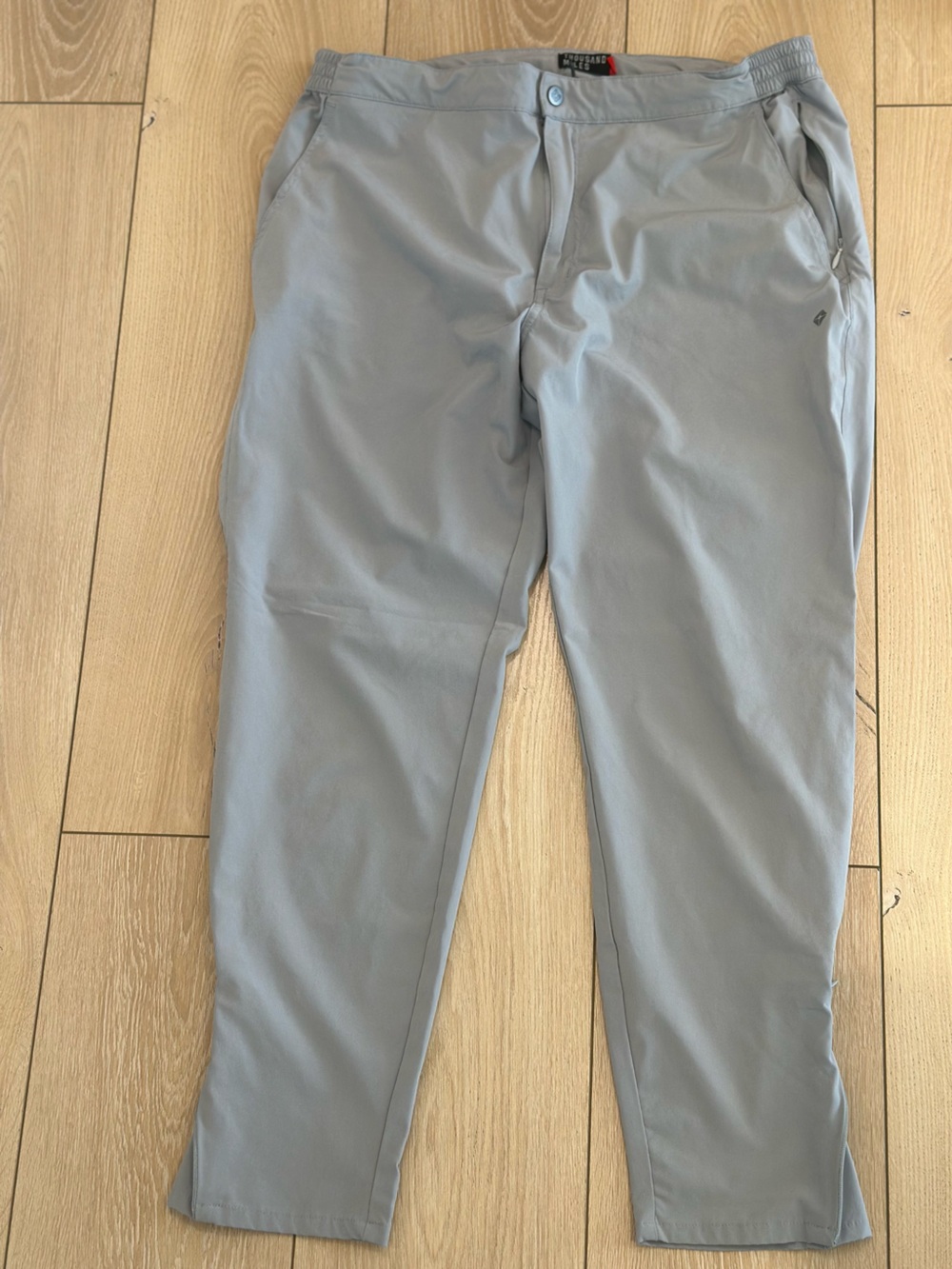 Thousand Miles Gray Travel Pants Men’s Size L Lightweight Stretch
